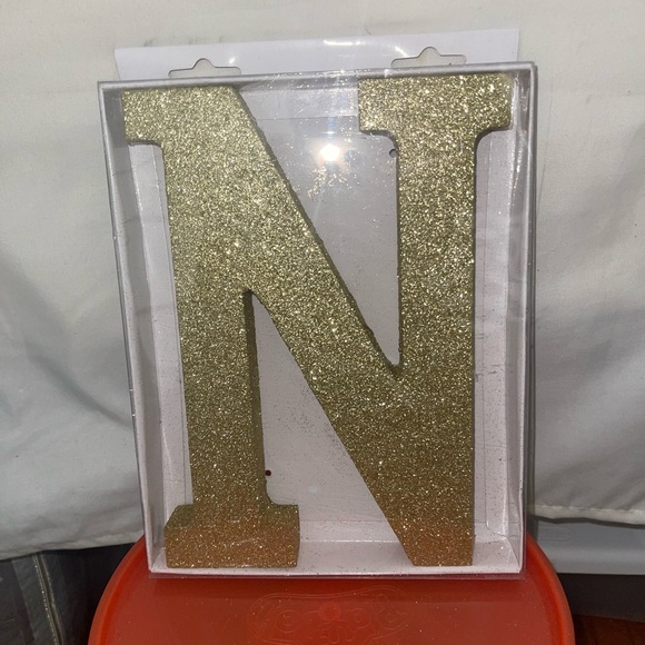 Gold Glitter Letters - Picture 8 of 16